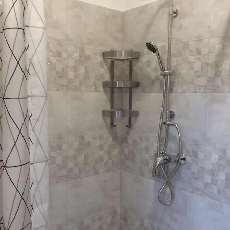 Furedi Virag Apartment